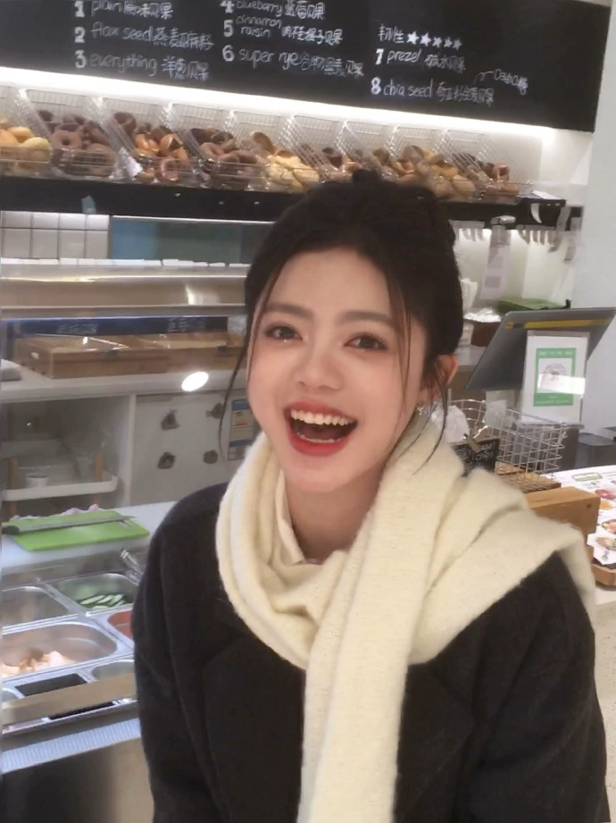 黄果短剧在线观看都市情感短剧封面画面